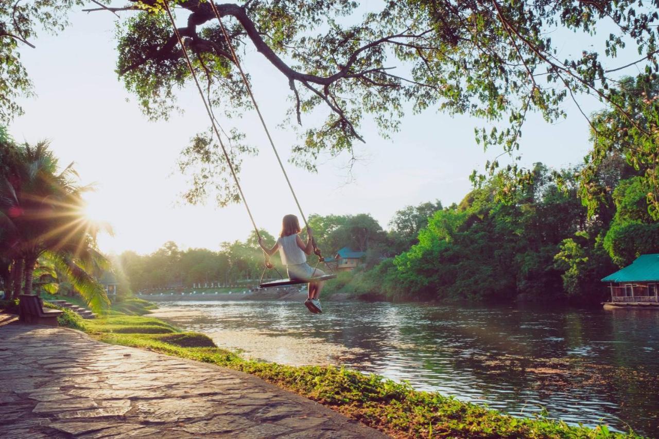 Royal River Kwai Resort And Spa Kanchanaburi Eksteriør billede