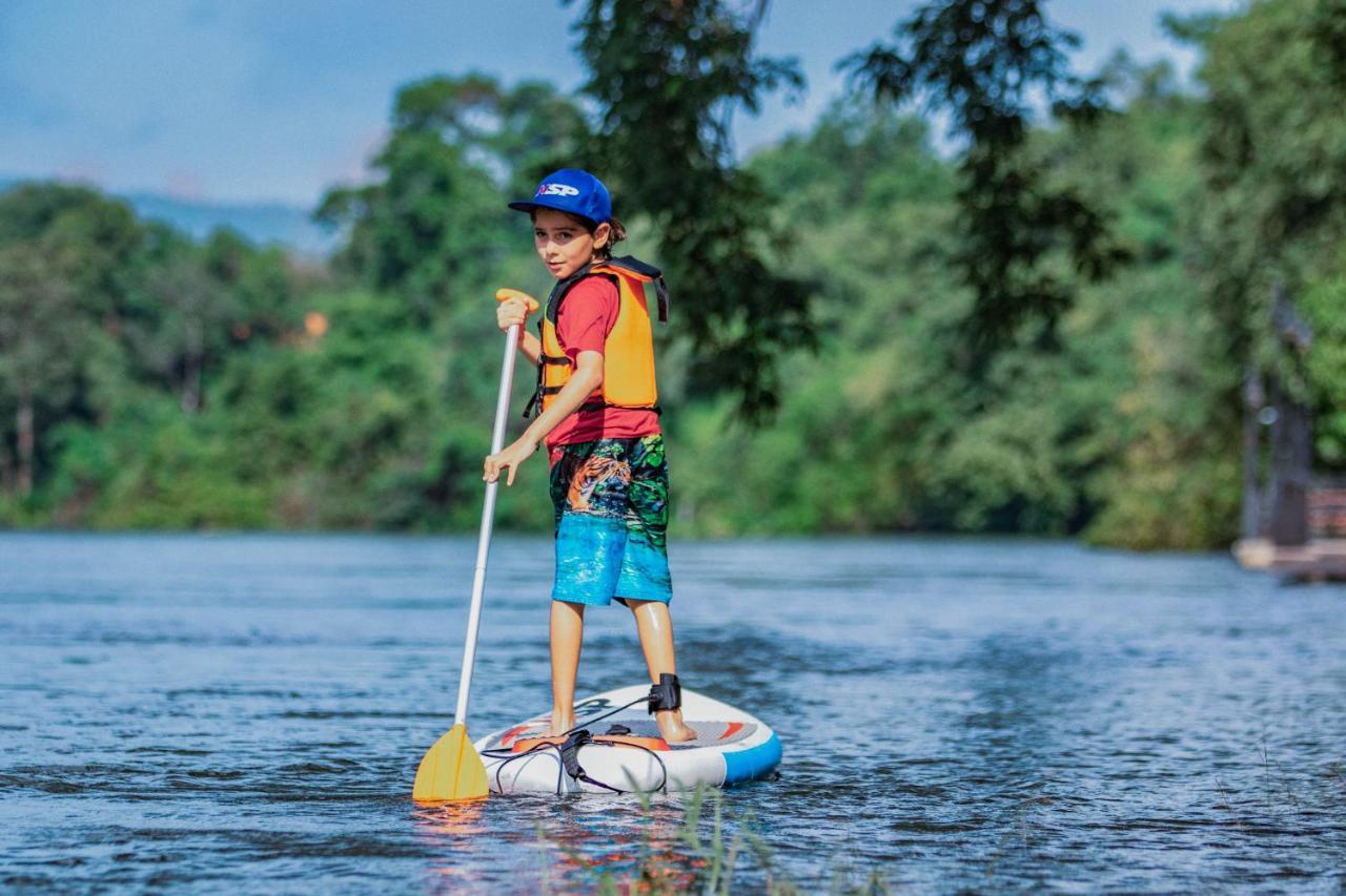 Royal River Kwai Resort And Spa Kanchanaburi Eksteriør billede